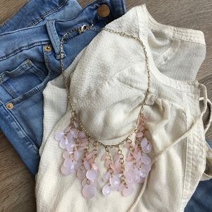 Light pink jewels statement necklace